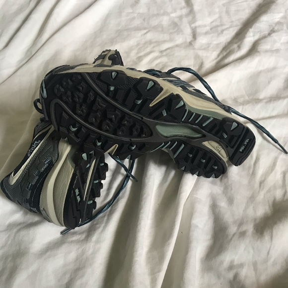 ASICS Running Shoes - Picture 4 of 4